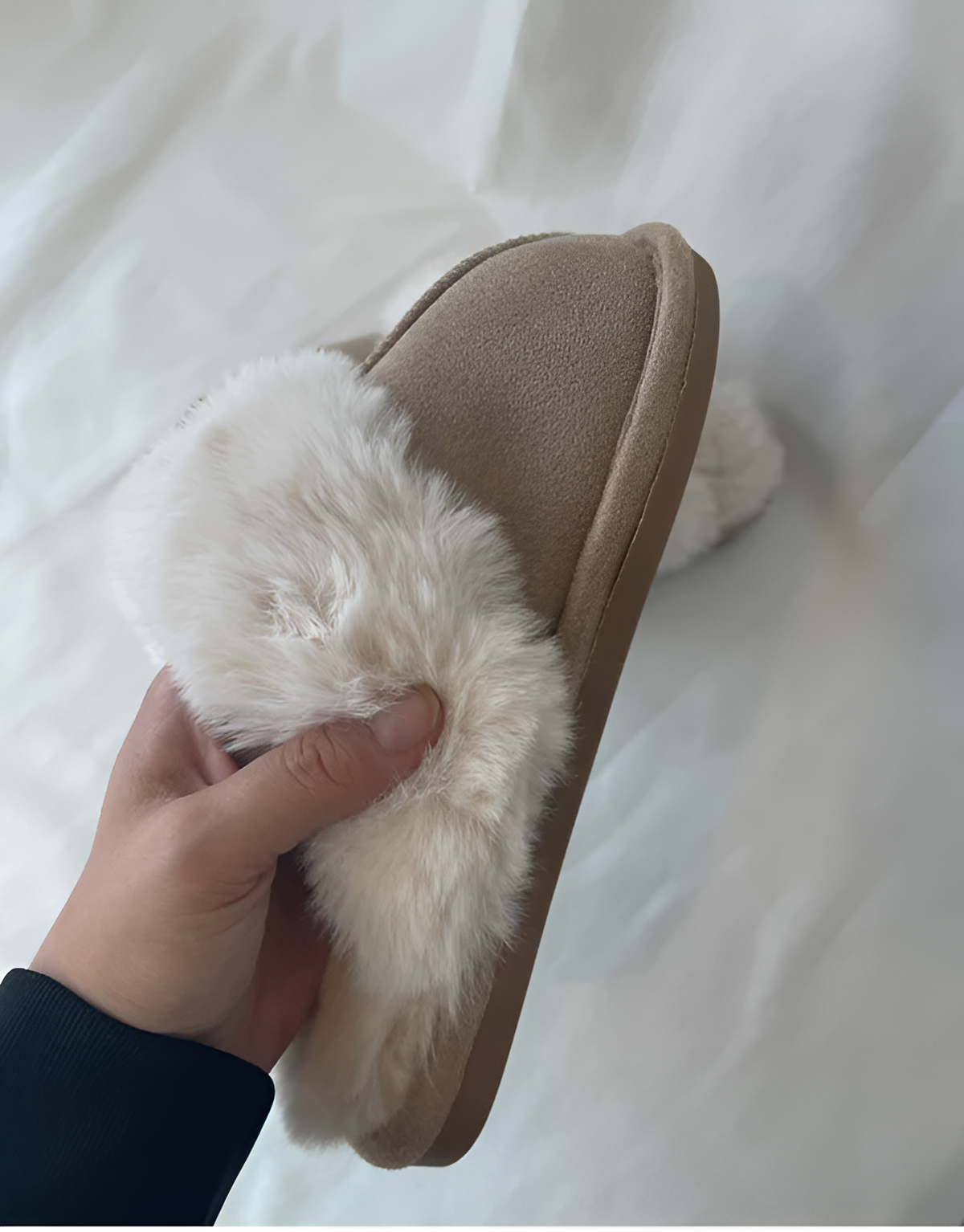 NIAM | FUZZY SLIPPER
